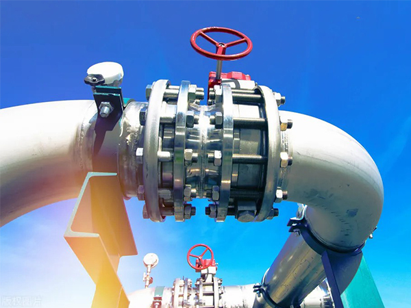 影響工(gong)業閥門(men)市場的(de)主要趨(qū)勢